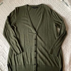 🦀Banana Republic Cardigan